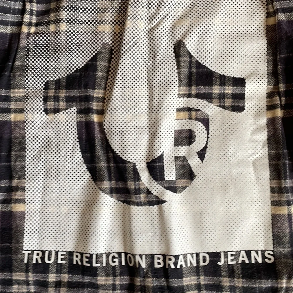 True Religion questions leave